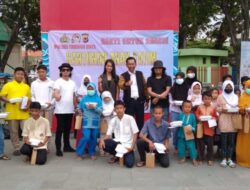 Amora Band Santuni 100 Anak Mandiri di Cirebon