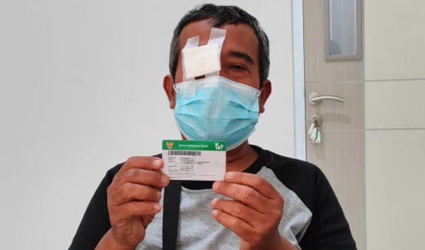 Dua Kali Operasi Katarak, Wardi Bersyukur Ada Program JKN-KIS