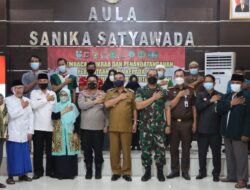 Kapolres Cirebon Kota Pimpin Deklarasi Khilafatul Muslimin Kembali ke NKRI
