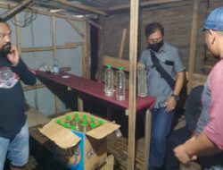 Satnarkoba Polres Majalengka Amankan Puluhan Botol Ciu