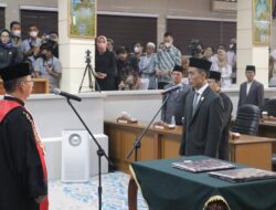 Resmi! Ruri Jabat Ketua DPRD Kota Cirebon dan Fitrah Jadi Ketua Fraksi Gerindra