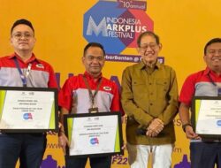 JNE Bandung Raih Tiga Penghargaan Sekaligus dari Markplus