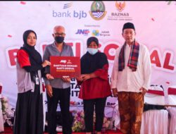 JNE Dukung Bakti Sosial Baznas Jabar
