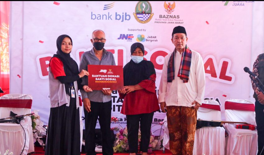 JNE Dukung Bakti Sosial Baznas Jabar