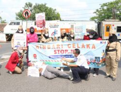 KAI Cirebon Ingatkan Masyarakat Disiplin di Perlintasan Sebidang