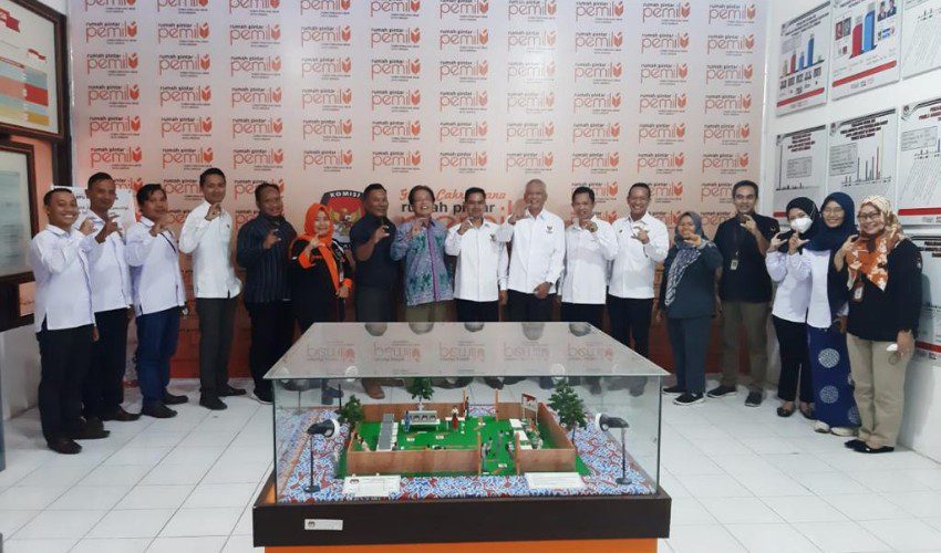 Komisi Informasi Kota Cirebon dan KPU Jalin Sinergitas Informasi Publik