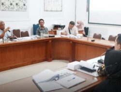 Rapat Kerja Komisi II dengan Perumda Farmasi Bahas Permintaan Penyertaan Modal