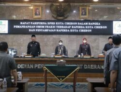 Fraksi-fraksi Beri Pemandangan atas Dua Raperda dan Usulkan Empat Raperda Baru