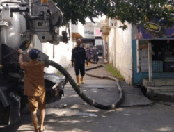 DPUTR Laksanakan Pemeliharaan Jaringan Air Limbah Domestik di Semeru Asih