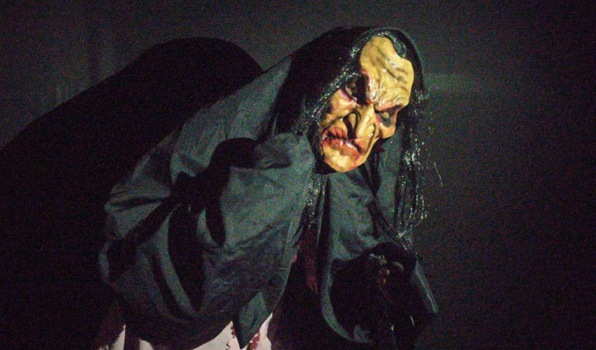 Uji Nyali di Rumah Hantu CSB Mall, Berani Coba_