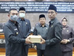 Fraksi-fraksi Sampaikan Pemandangan Umum Terhadap Raperda Perubahan APBD 2022