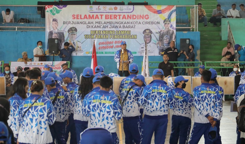 Wali Kota Cirebon Lepas Kontingen Porprov Jabar 2022