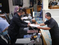 Fraksi di DPRD Beri Pemandangan Umum terhadap Empat Raperda Usulan Walikota