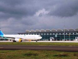 Bandara Kertajati Perdana Terbangkan Jemaah Umrah