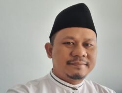 Menilik Pesan Nadiem dan Buya Said pada Peringatan Hari Guru