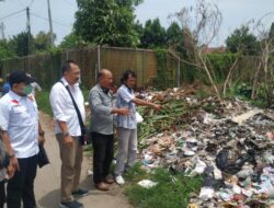 Reses, Hendi Nurhudaya Soroti Tumpukan Sampah di Suryadinaya