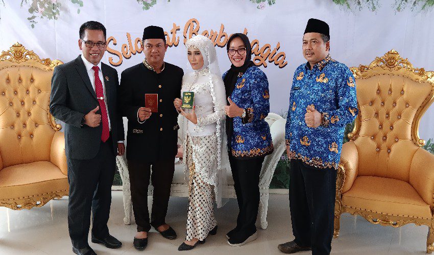 Sebanyak 28 Pasangan di Kota Cirebon Ikuti Isbath Nikah Massal