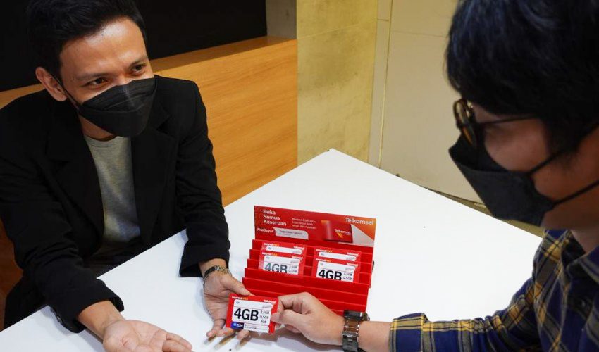 Telkomsel hadirkan paket InternetMAX agar internetan dan nonton lebih seru