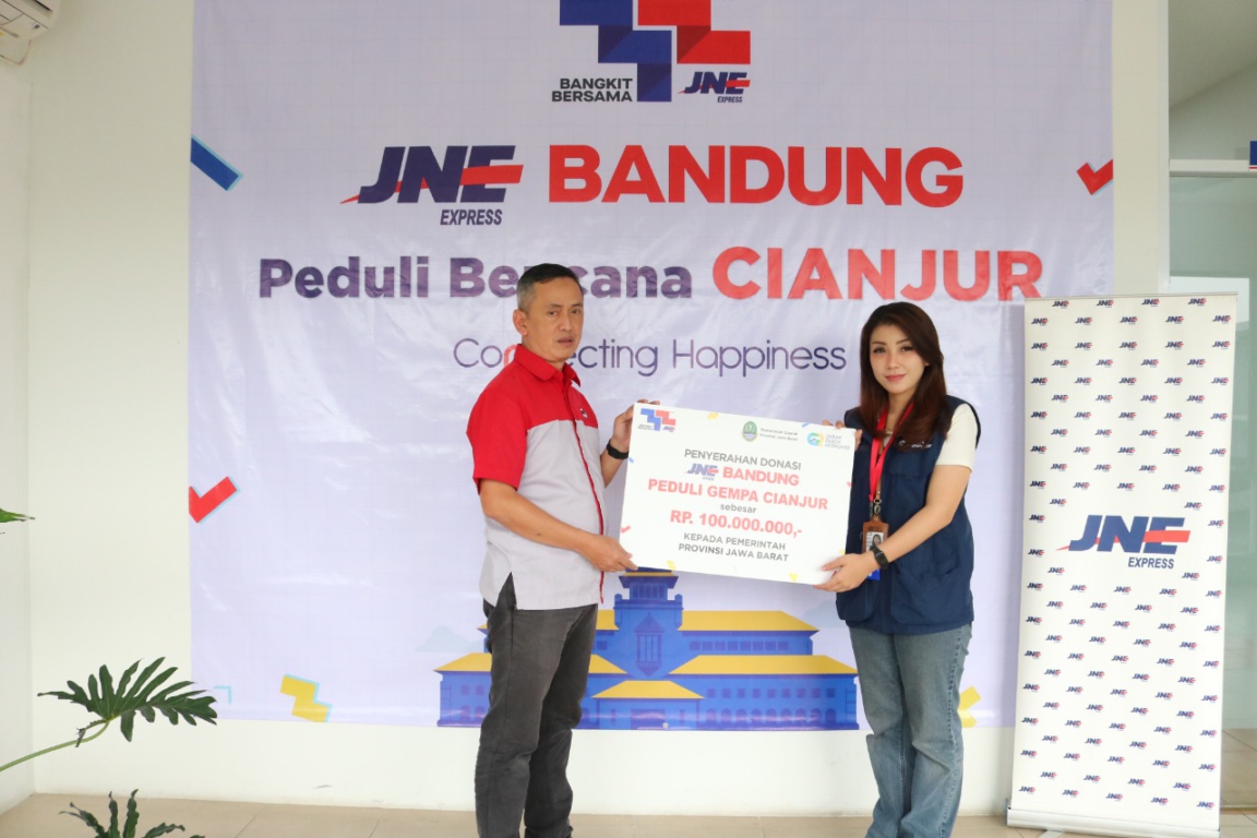 JNE Bandung Kirim Bantuan Rp100 Juta untuk Korban Gempa Cianjur