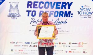 JNE Dapat Penghargaan The Best Industry Marketing Champion Logistics Category
