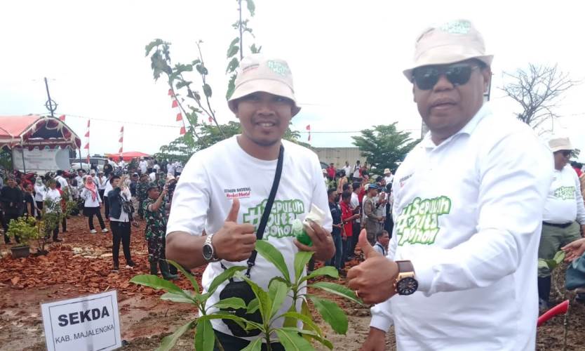 Peringati HMPI, Puluhan Ribu Bibit Pohon Ditanam di Majalengka