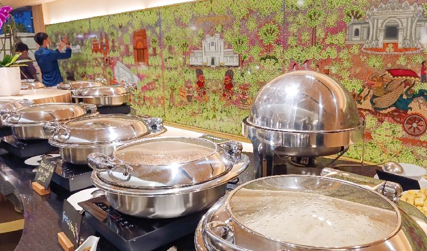 Restoran Wijaya Kusuma Bentani Hotel Cirebon Hadir dengan Wajah Baru
