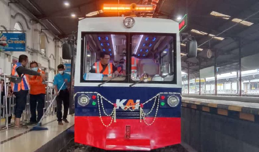PT KAI Daop 3 Cirebon Resmikan Lori Dresin Inspeksi Terbaru