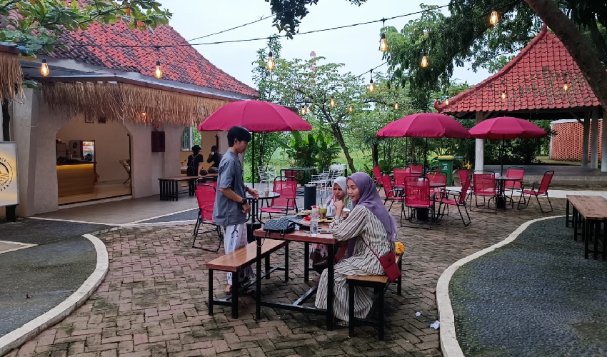 Taman Cirebon Power Kini Dilengkapi Sentra Kuliner