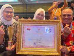 Bupati Indramayu Raih Penghargaan Kategori Dukcapil Hebat