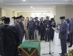 Pesan Walikota Cirebon Usai Lantik Dewan Pengawas PAM Tirta Giri Nata