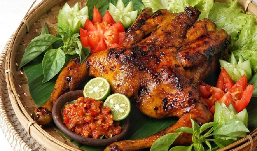Sumber Pedas Hadirkan Menu dengan Delapan Varian Sambal Pilihan