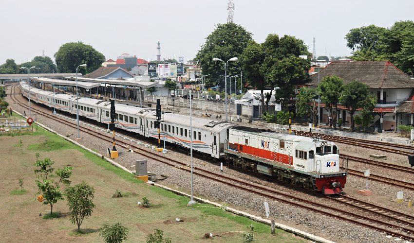 Tiket KA Tambahan Lebaran Bisa Dipesan Mulai 13 Maret