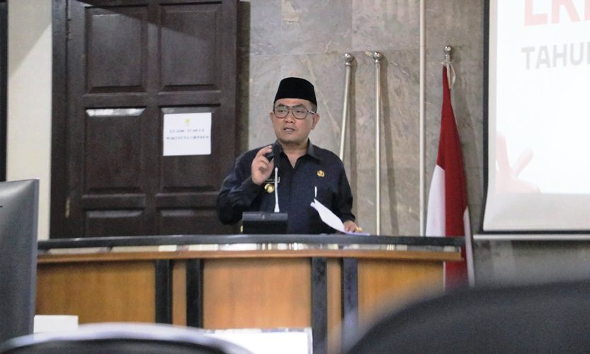 Wali Kota Cirebon Sampaikan LKPj 2022