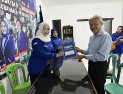 Mantan Pejabat Kota Cirebon Daftar Jadi Caleg Partai Demokrat