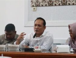 Komisi III DPRD Desak Disnaker agar Perusahaan Tak Tahan Ijazah Karyawan