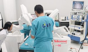 Telkomsel Dukung Kemenkes Uji Coba Robotic Telesurgery Pertama di Indonesia
