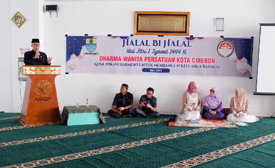Sekda Kota Cirebon Gunakan Media Sosial dengan Bijak