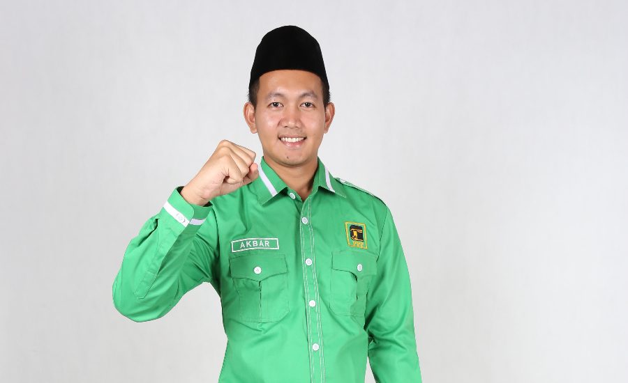 Wakili Generasi Muda, Syaefatul Akbar Maju di Pileg Kota Cirebon