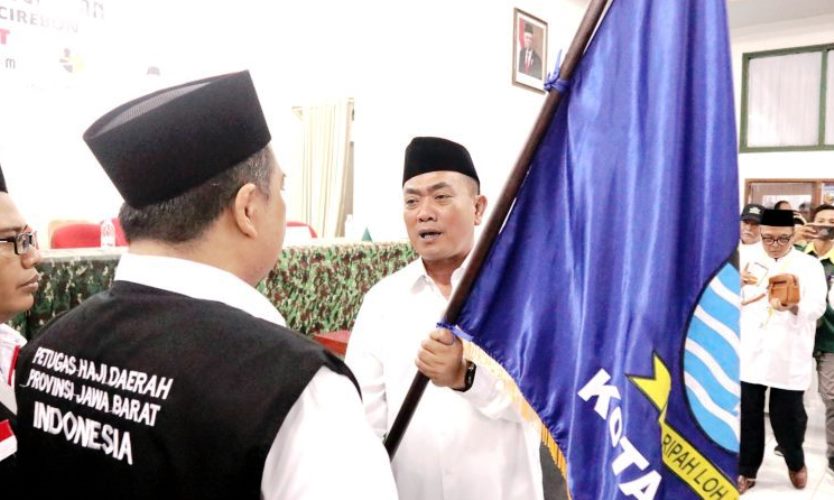 Wali Kota Cirebon Lepas 358 Calon Jemaah Haji