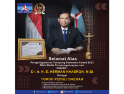 Herman Khaeron Raih Penghargaan Tokoh Peduli Daerah