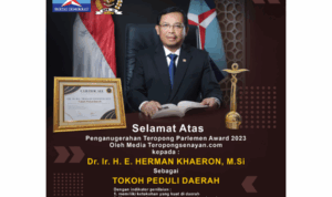 Herman Khaeron Raih Penghargaan Tokoh Peduli Daerah