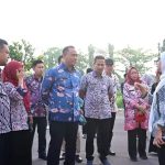 Kunjungi Sport Centre Indramayu, Bupati Nina akan Tata Ulang PKL