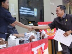 Fraksi-Fraksi DPRD Setujui Tiga Raperda Inisiatif Walikota Cirebon