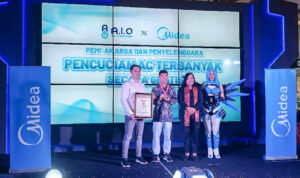 AIO Store bersama Midea Pecahkan Rekor Cuci AC Gratis Terbanyak