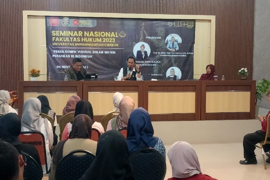 Seminar Fakultas Hukum UMC Hadirkan Komisioner Komisi Yudisial