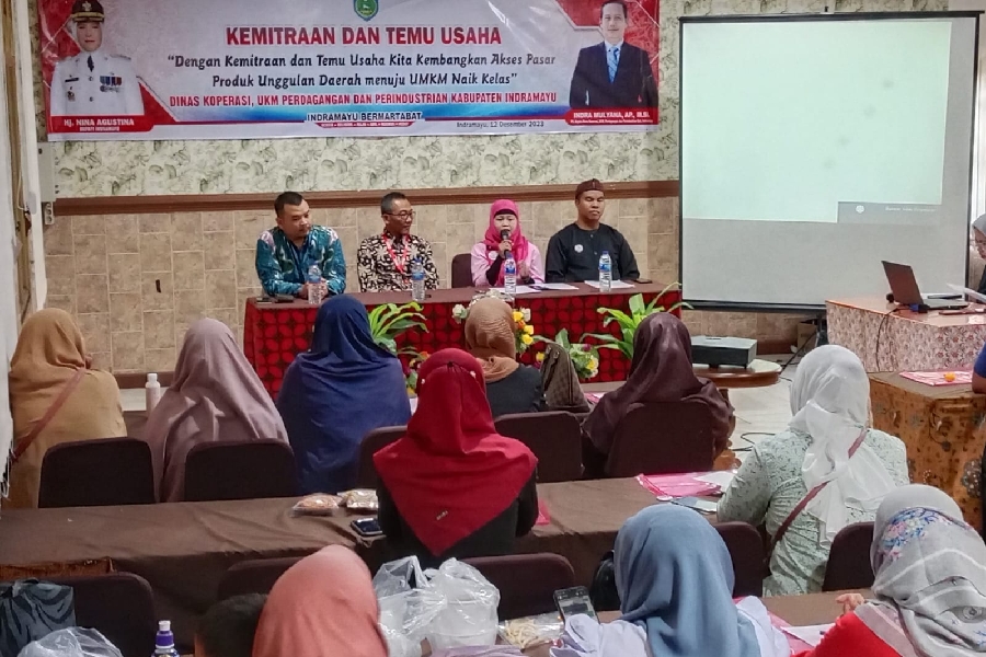 Alfamart Ajak UMKM Indramayu Naik Kelas