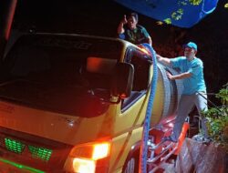 Asep Sholeh Bagikan 10 Ribu Liter Air Bersih