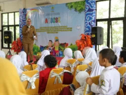 Eti Herawati Gelorakan Literasi Usia Dini melalui Lomba Bercerita