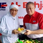 JNE Al-Bahjah Pusat Cirebon Kembangkan Potensi Santri dan Warga
