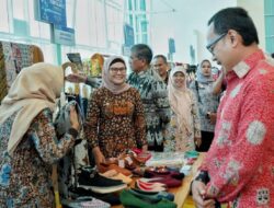 Kepala Daerah Borong Produk UMKM Indramayu di Bandara Kertajati